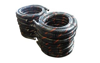 Floating hose
